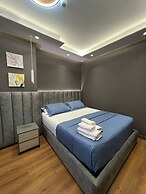Peaky Hotel