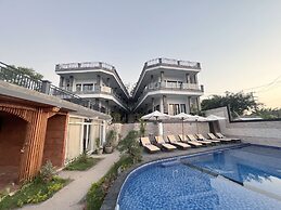 Grand Yuna Hotel