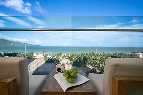 Exclusive 120sqm 2bdr Corner Suite Rooftop Pool