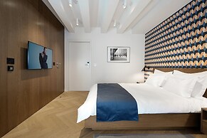Dominic Smart & Luxury Suites - Edition
