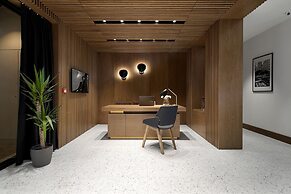 Dominic Smart & Luxury Suites - Edition