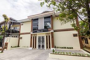 OYO Life 2735 Graha Nirwana