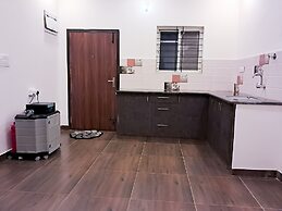 Roomshala 135 Paradise Villa Banglore