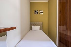 OYO Living 1877 Side Corner