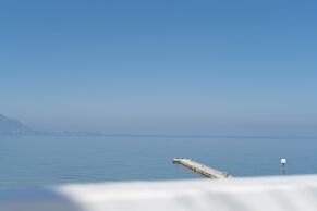 Naro Suites and Rooms