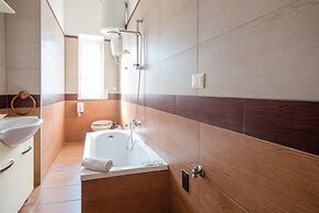 Naro Suites and Rooms