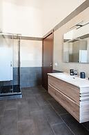 Naro Suites and Rooms