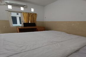 Hotel O Merah House