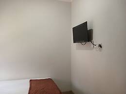 Super OYO 93085 Homy Stay Syariah