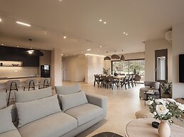 Villa Agali