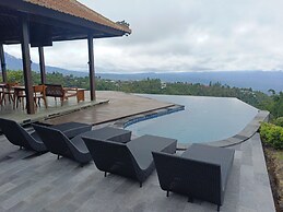 Munduk Tentrem