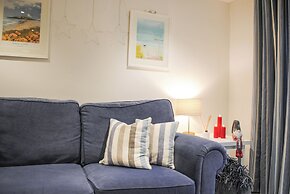 1 Camperdown Lodge