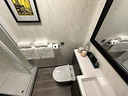 Hotel Neon