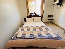 Admiral hotel