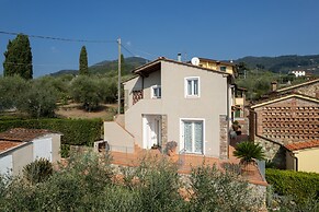 Casa Mony
