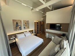Studio Nikiti Beach