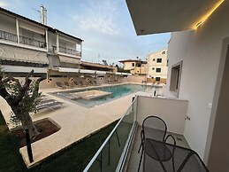 Studio Nikiti Beach