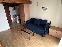Studio Nikiti Beach