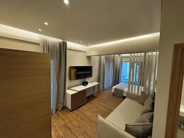 Studio Nikiti Beach