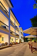 Studio Nikiti Beach
