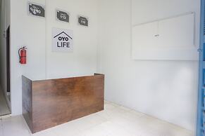 OYO Life 2366 Gatsu Kost