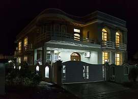 Harveys Guest House