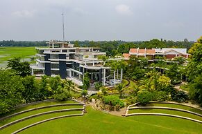Water Garden Resort & Spa