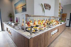 Roseira Mar-Inn Luxury