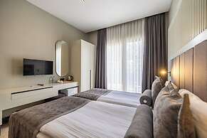 Roseira Mar-Inn Luxury