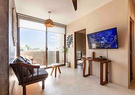 Minimalistic Coup De Coeur In Town - 2 Rooms Unit