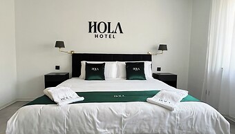 Hola Hotel
