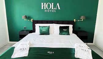 Hola Hotel