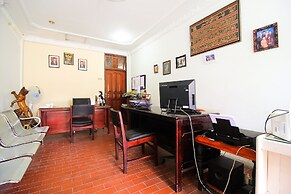 OYO Life 2553 Kost Daya