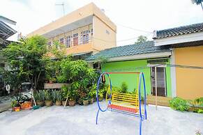 OYO Life 2553 Kost Daya