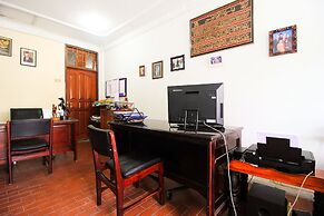OYO Life 2553 Kost Daya