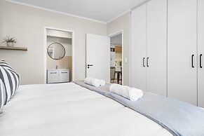 Mayfair Luxury 212