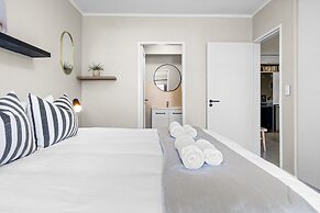 Mayfair Luxury 212
