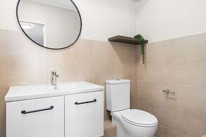 Mayfair Luxury 212