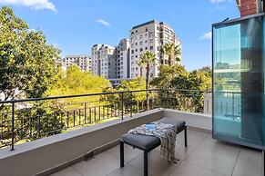Mayfair Luxury 212