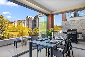 Mayfair Luxury 212