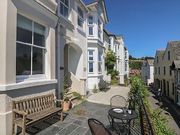 21 Passage Street