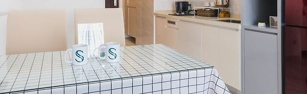 Nala by TwoSpaces 2BR@Skyhouse Apartment