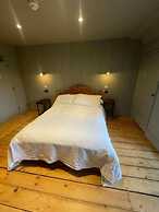 Holbrook Manor & Spa.