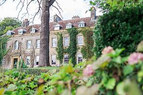 Holbrook Manor & Spa.