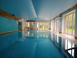 Holbrook Manor & Spa.