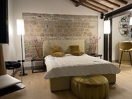 Passpartout Boutique Palace