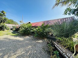 Kingkham Riverside Hotel