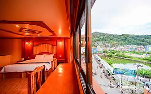 Tiger Complex Hotel