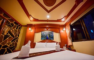 Tiger Complex Hotel