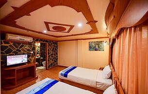 Tiger Complex Hotel